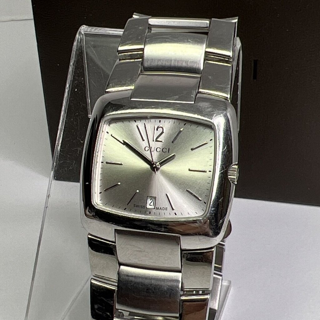 Gucci 8500m Stainless Steel Silver Dial Mens Date Watch Box  Polishing Cloth